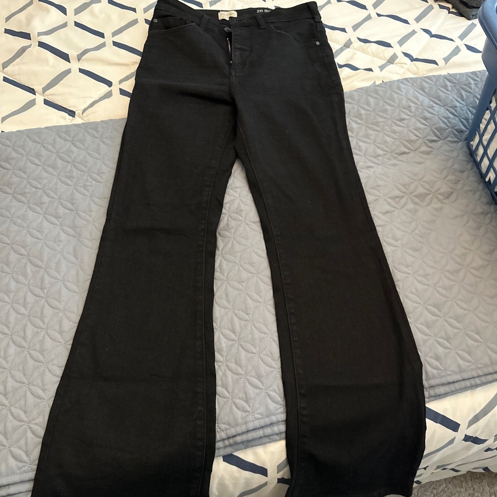 Pilcro low-rise flare